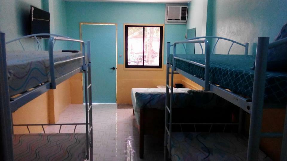 Mother Teresa Rooms And Restaurant Oslob Bagian luar foto
