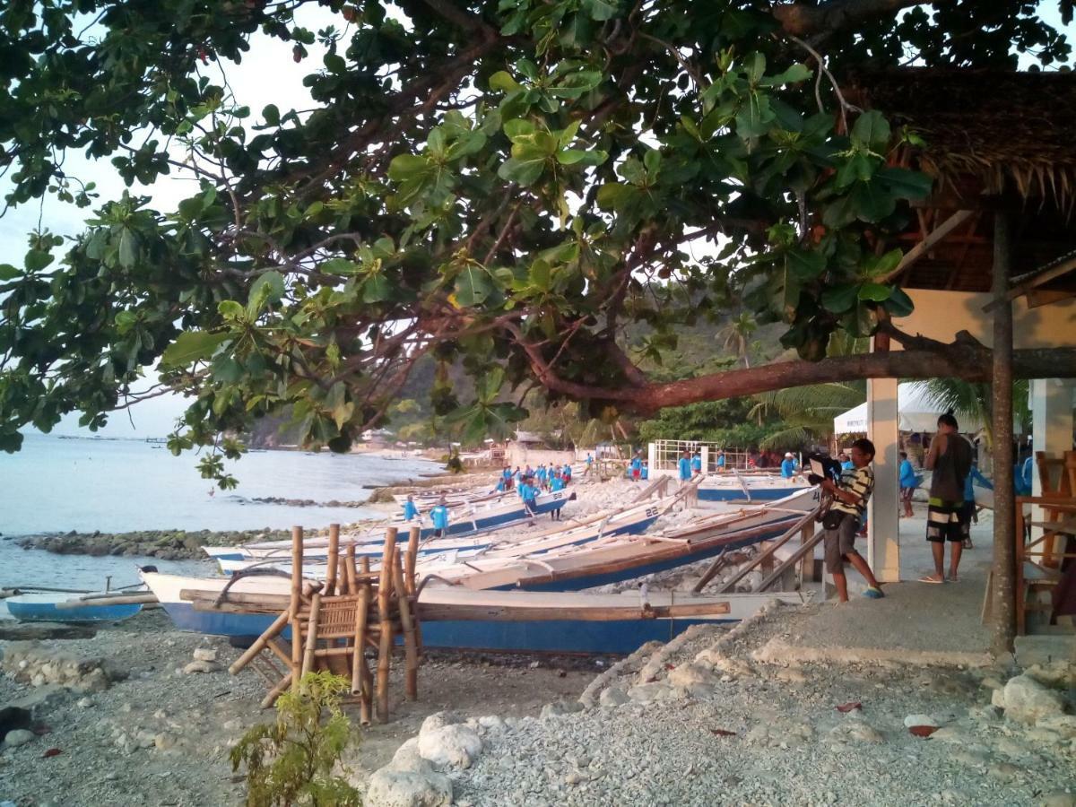 Mother Teresa Rooms And Restaurant Oslob Bagian luar foto