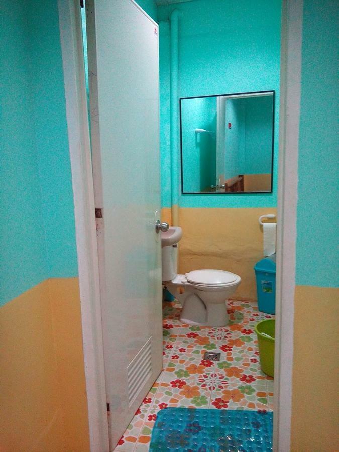 Mother Teresa Rooms And Restaurant Oslob Bagian luar foto