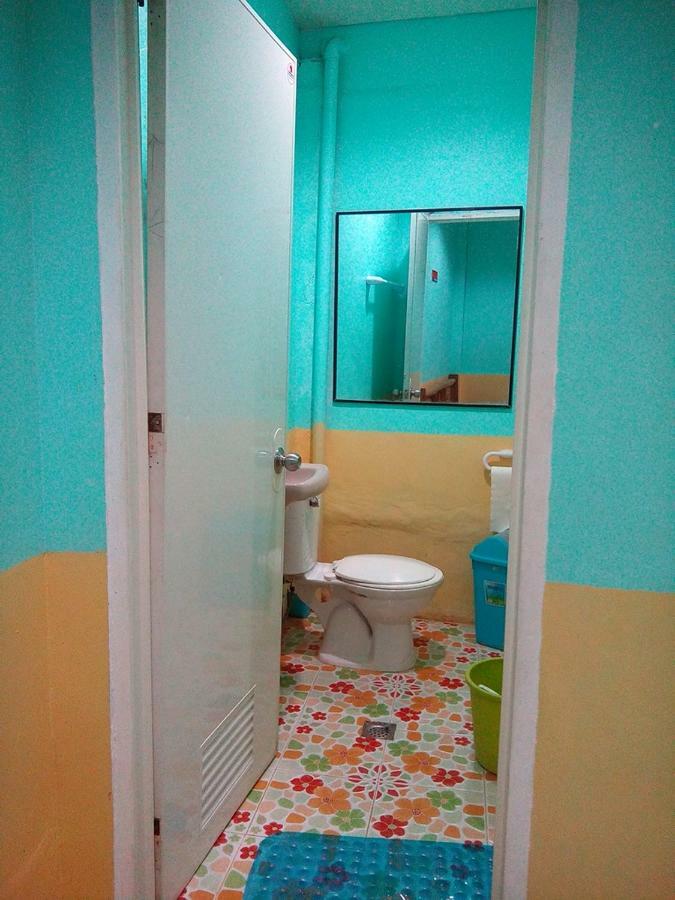 Mother Teresa Rooms And Restaurant Oslob Bagian luar foto