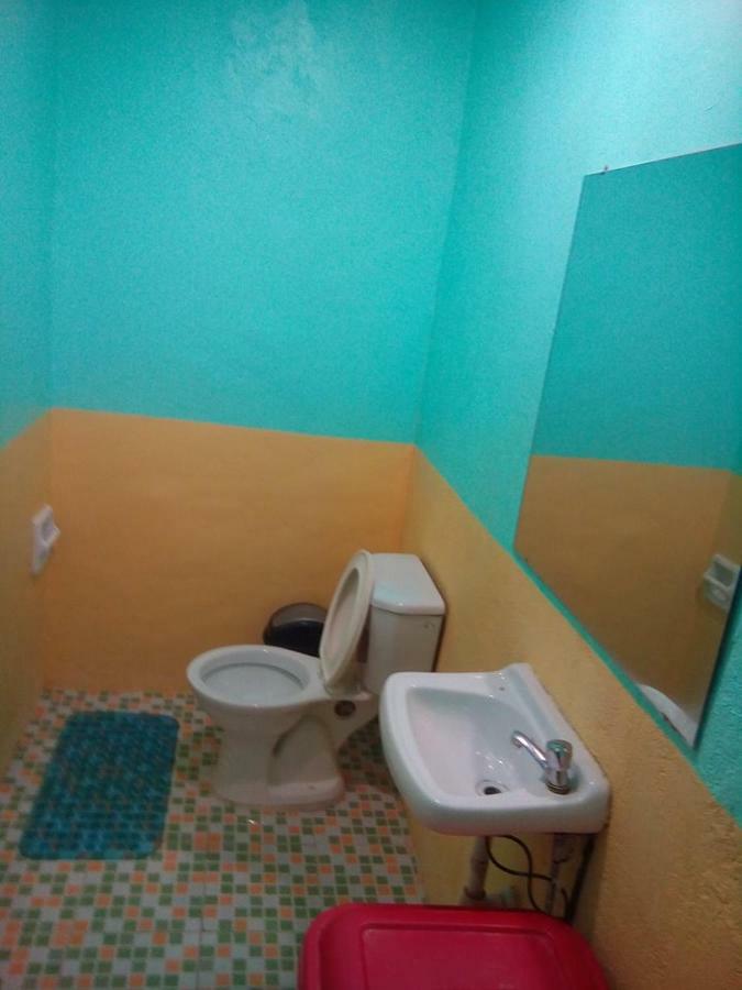 Mother Teresa Rooms And Restaurant Oslob Bagian luar foto