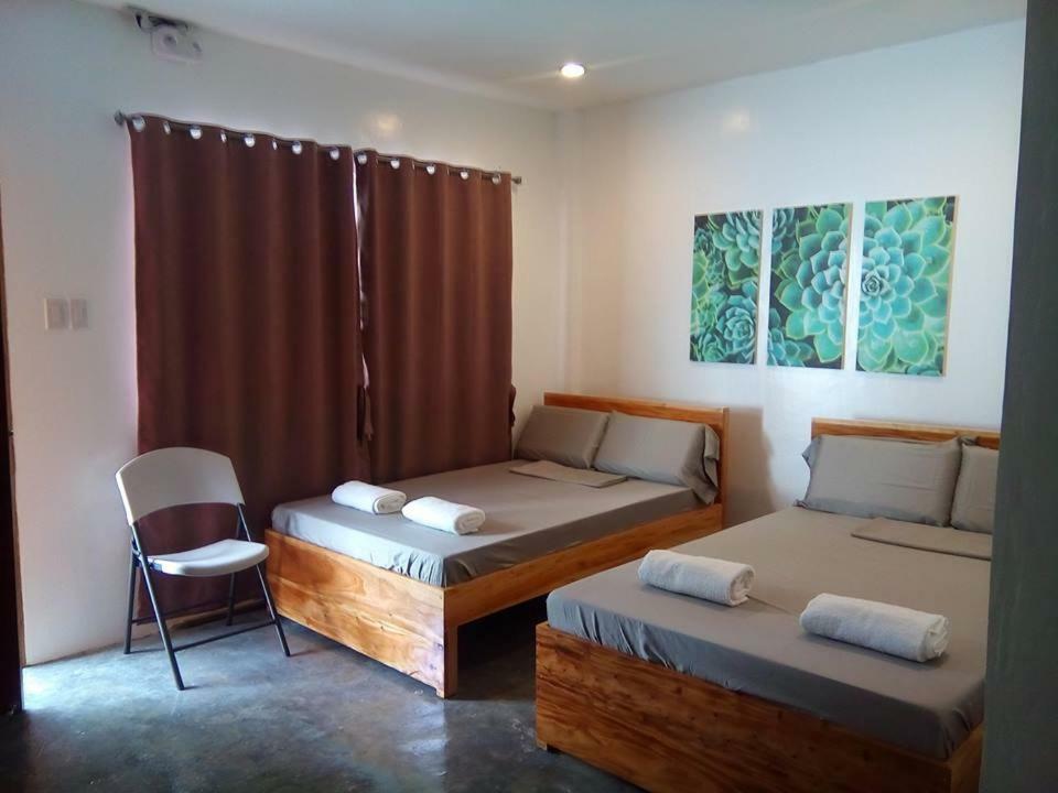 Mother Teresa Rooms And Restaurant Oslob Bagian luar foto