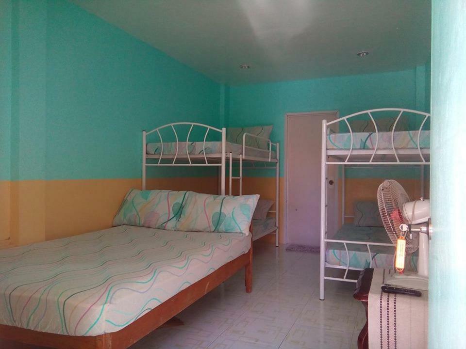 Mother Teresa Rooms And Restaurant Oslob Bagian luar foto