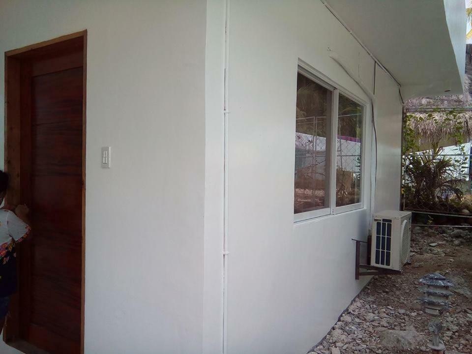 Mother Teresa Rooms And Restaurant Oslob Bagian luar foto