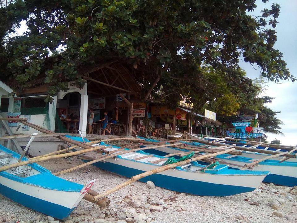 Mother Teresa Rooms And Restaurant Oslob Bagian luar foto