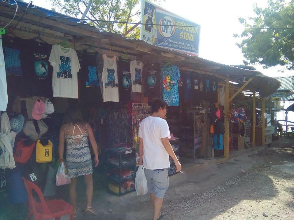 Mother Teresa Rooms And Restaurant Oslob Bagian luar foto