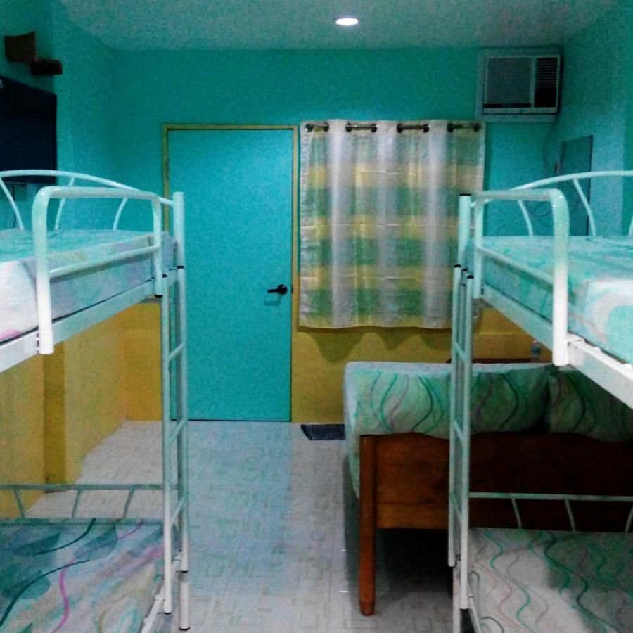 Mother Teresa Rooms And Restaurant Oslob Bagian luar foto